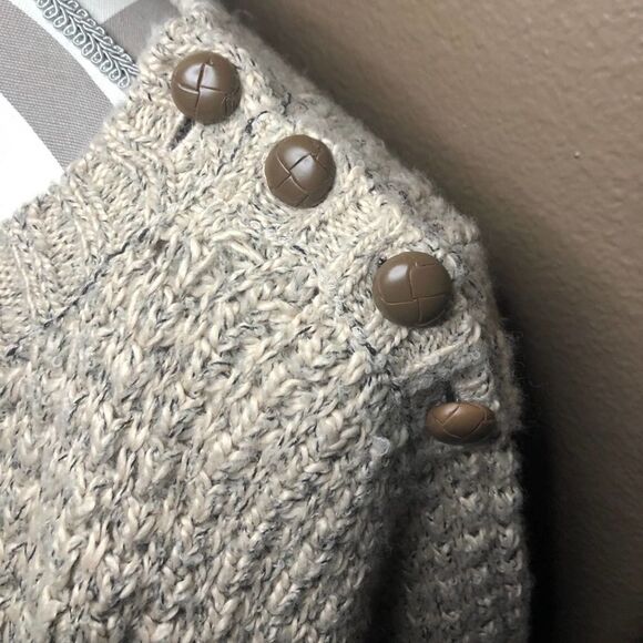 Trouve Tan Acrylic Sweater - Picture 5 of 7